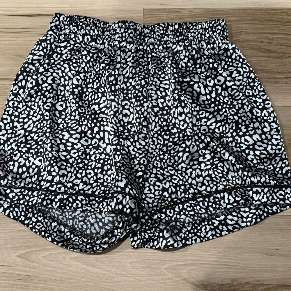 Tart Intimates Satin Black White Cheetah Sleep Shorts Women’s Small